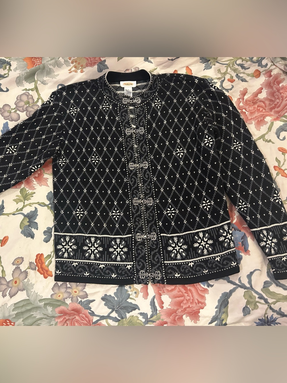 Talbots Black & White Cotton Cardigan Sweater w Silver Tone Clasps, Snowflakes
